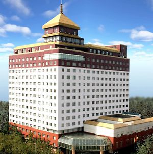 Chengdu Tibet Hotel photos Exterior