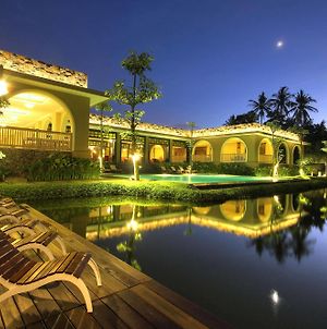 The Westlake Hotel & Resort Yogyakarta photos Exterior