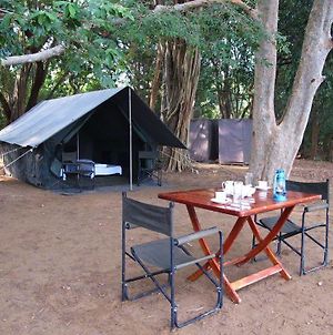 Ruhunu Safari Camping - Udawalawe photos Exterior