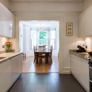 Traditional 5Bed Family Home, 2Min From Tube photos Exterior