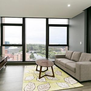 High End Riverside Apartment In Parramatta Cbd photos Exterior