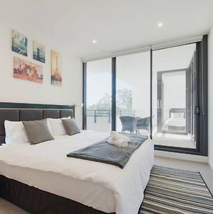 Modern Sleek Apartment In Heart Of Macquarie Park photos Exterior