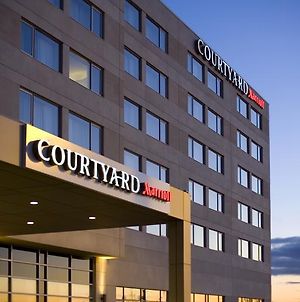 Courtyard By Marriott Montreal Airport photos Exterior