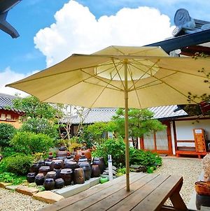 Jeonju Beautiful Garden Hanok Guesthouse photos Exterior