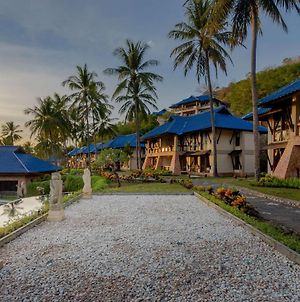 Wyndham Sundancer Resort Lombok photos Exterior