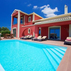 Mousata Villa Sleeps 6 Pool Wifi photos Exterior