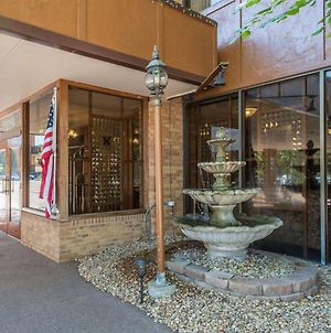 Rodeway Inn & Suites Boulder Broker photos Exterior