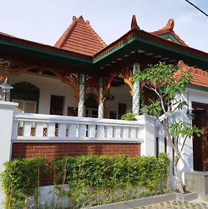 Rumah Jawa Guest House photos Exterior