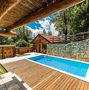 Luxurious Chalet In Bruvno With Pool photos Exterior