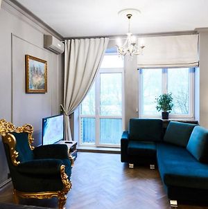 So Luxury Apartment In The Heart Of Minsk Near Circus photos Exterior