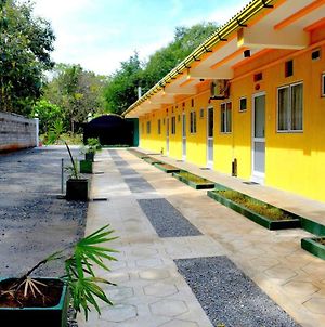 Sri Mayura Holiday Resort photos Exterior