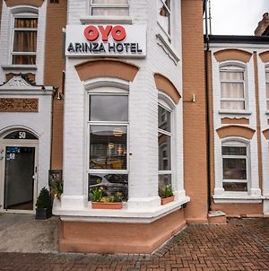 Oyo Arinza Hotel photos Exterior