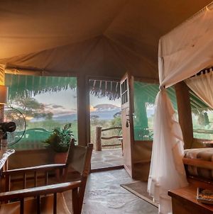 Kibo Safari Camp photos Exterior