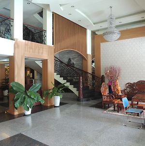 Phuong Dong Hotel photos Exterior
