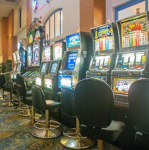 Clarion Hotel And Casino Near Las Vegas Strip photos Exterior