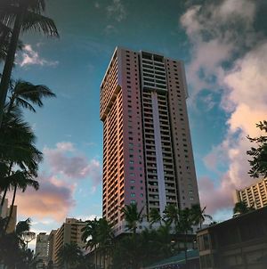Royal Waikiki Condos photos Exterior