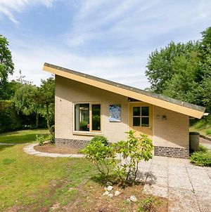 Bungalow Prinsenhof 51 - Ouddorp Near Beach And With Large Natural Garden photos Exterior