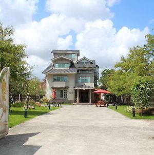 Yilan Pine Villa Homestay photos Exterior