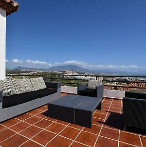 Comfortable Apartment With Sea Views Near Estepona Within Walking Distance From The Sea photos Exterior