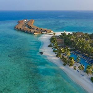 Emerald Faarufushi Resort & Spa photos Exterior