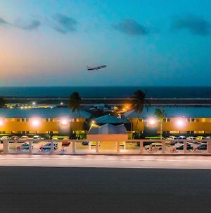Curacao Airport Hotel photos Exterior