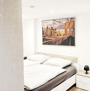 Frisch Renoviertes Apartment Mit Lcd Tv Und Gratis Wlan photos Exterior
