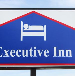 Executive Inn - Owatonna photos Exterior