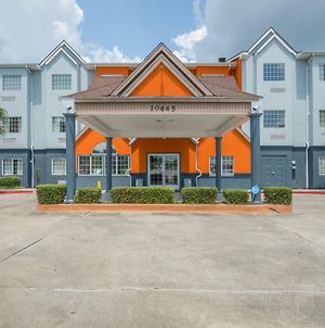 Microtel Inn And Suites Baton Rouge I-10 photos Exterior