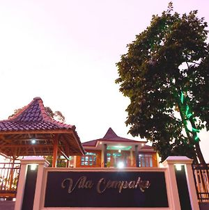 Villa Cempaka Pangalengan photos Exterior