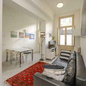 Central Location In Brescia With Garage And Balcony photos Exterior