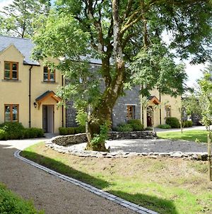 Burren Court Holiday Homes photos Exterior