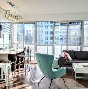 Cozy Downtown Toronto Suite photos Exterior
