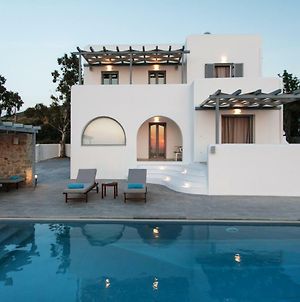 Naxos Infinity Villa And Suites photos Exterior
