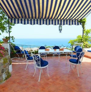 Aglaia Luxury Seaview Villa photos Exterior