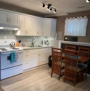 Newly Renovated Basement Suite! photos Exterior