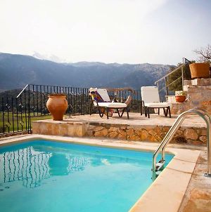Villa Galatia Personal Retreat Surrounted By Virgin Mountains photos Exterior