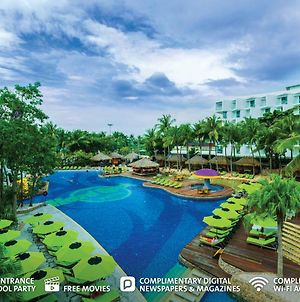 Hard Rock Hotel Pattaya - Sha Extra Plus photos Exterior