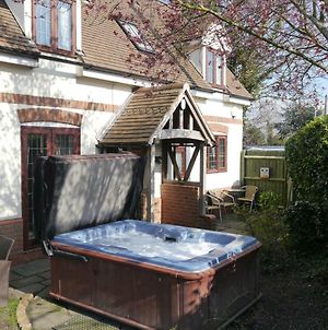 Measure Cottage - Sleeps 5 - Private Hot Tub And Garden photos Exterior