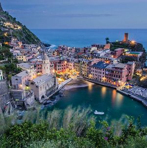 Altido Charming House For 12, With Patio In Vernazza photos Exterior