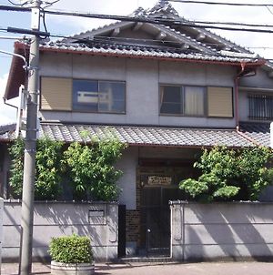 Takama Guest House - Hostel photos Exterior