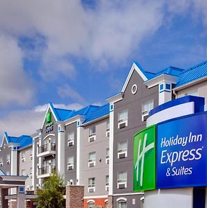 Holiday Inn Express Calgary-South photos Exterior