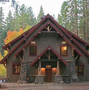 Ashland Lodge With Lake Views And Private Pond photos Exterior