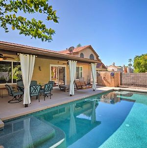 Fun Family Retreat In Gilbert With Patio And Game Room photos Exterior