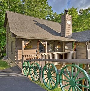 Return To Eden Cabin With Hot Tub 4 Mi To Dollywood photos Exterior