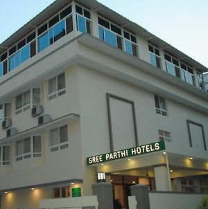 Sree Parthi Hotel photos Exterior
