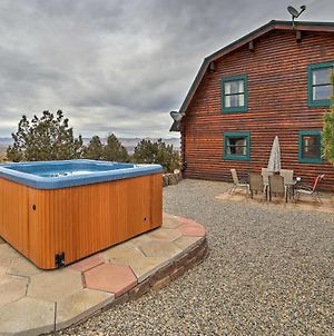 Great Views! Hot Tub And Minutes To Biking And Hiking! photos Exterior