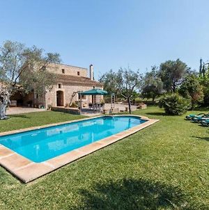 Buger Villa Sleeps 6 With Pool Air Con And Wifi photos Exterior