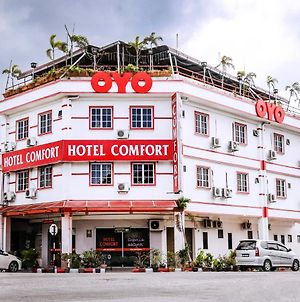 Oyo 746 Hotel Comfort photos Exterior