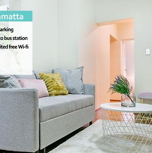 Parramatta Apartment With Backyard photos Exterior