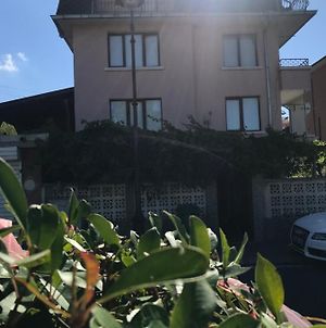Kozarov Guest House photos Exterior
